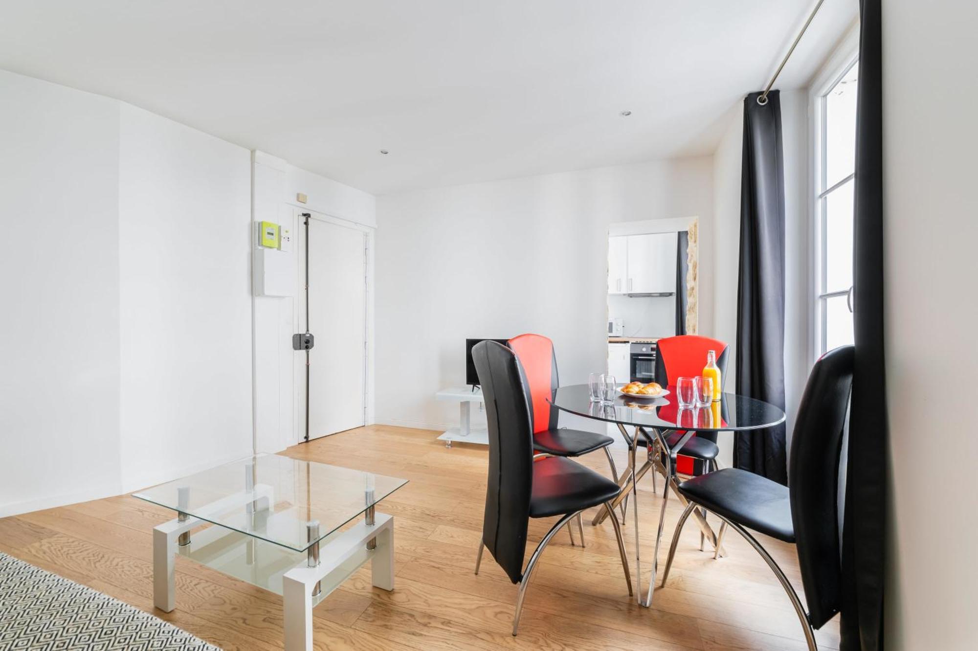 דירות 2 Pieces Renovee A Neuf Paris 5 - 4P - Flat-Guest מראה חיצוני תמונה